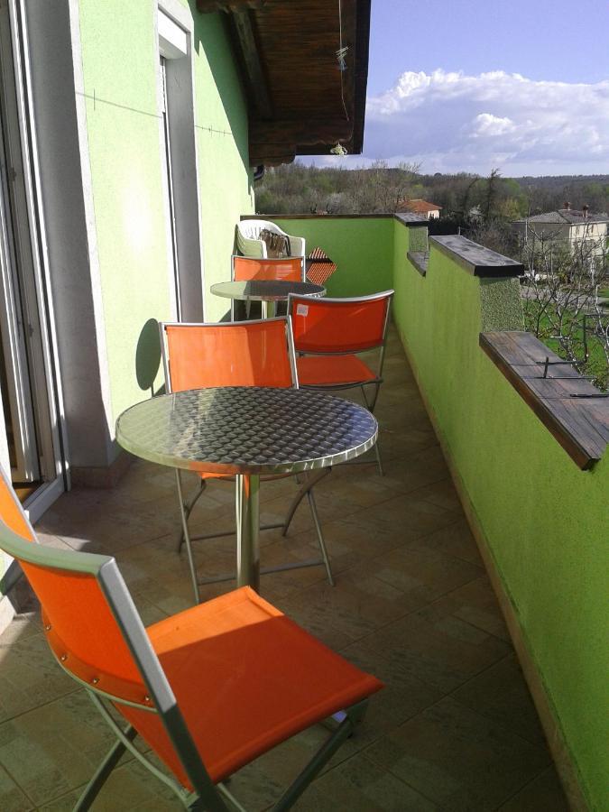 Hostel Ociski Raj Kozina Exterior photo